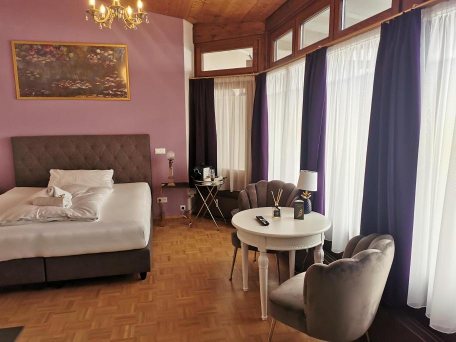 Altstadthotel Bachbraeu Вайльхайм Экстерьер фото
