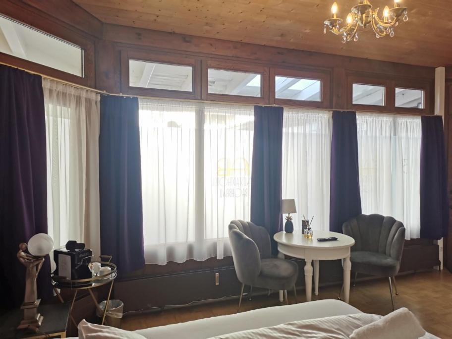 Altstadthotel Bachbraeu Вайльхайм Экстерьер фото
